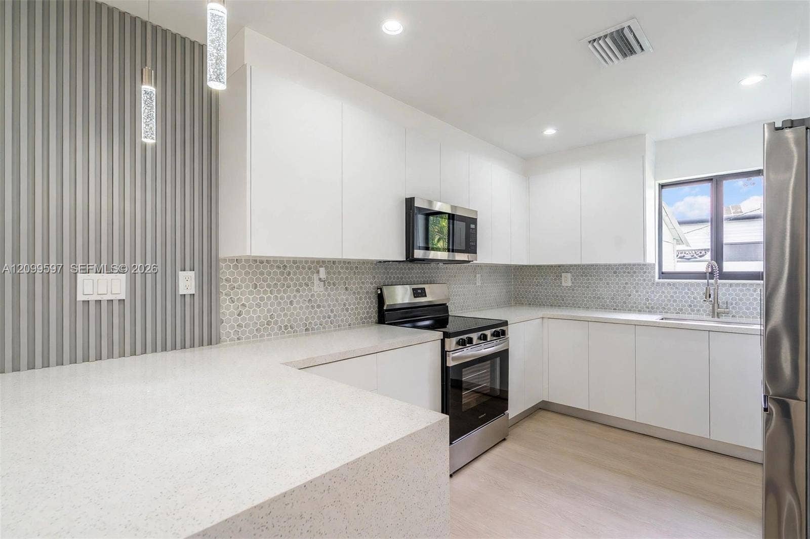10 NW 100th Street, Miami Shores, FL 33150 Photo 8