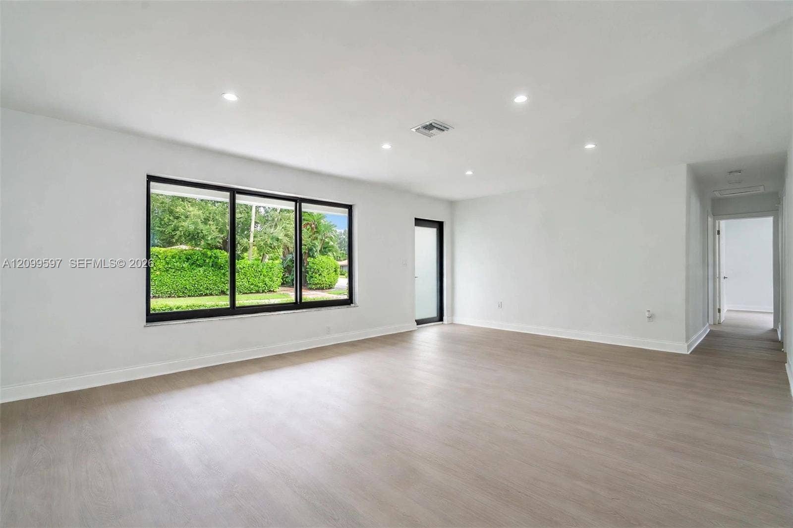 10 NW 100th Street, Miami Shores, FL 33150 Photo 3