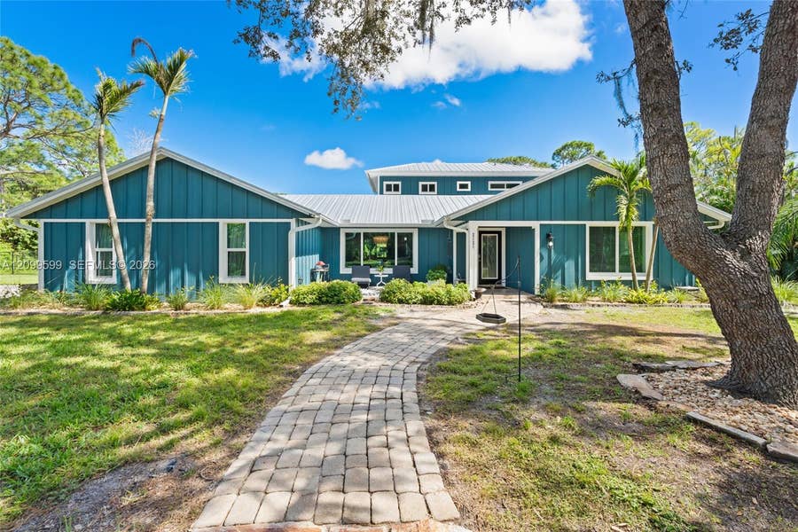 Property photo for 2121 SW Racquet Club Drive, Palm City, FL