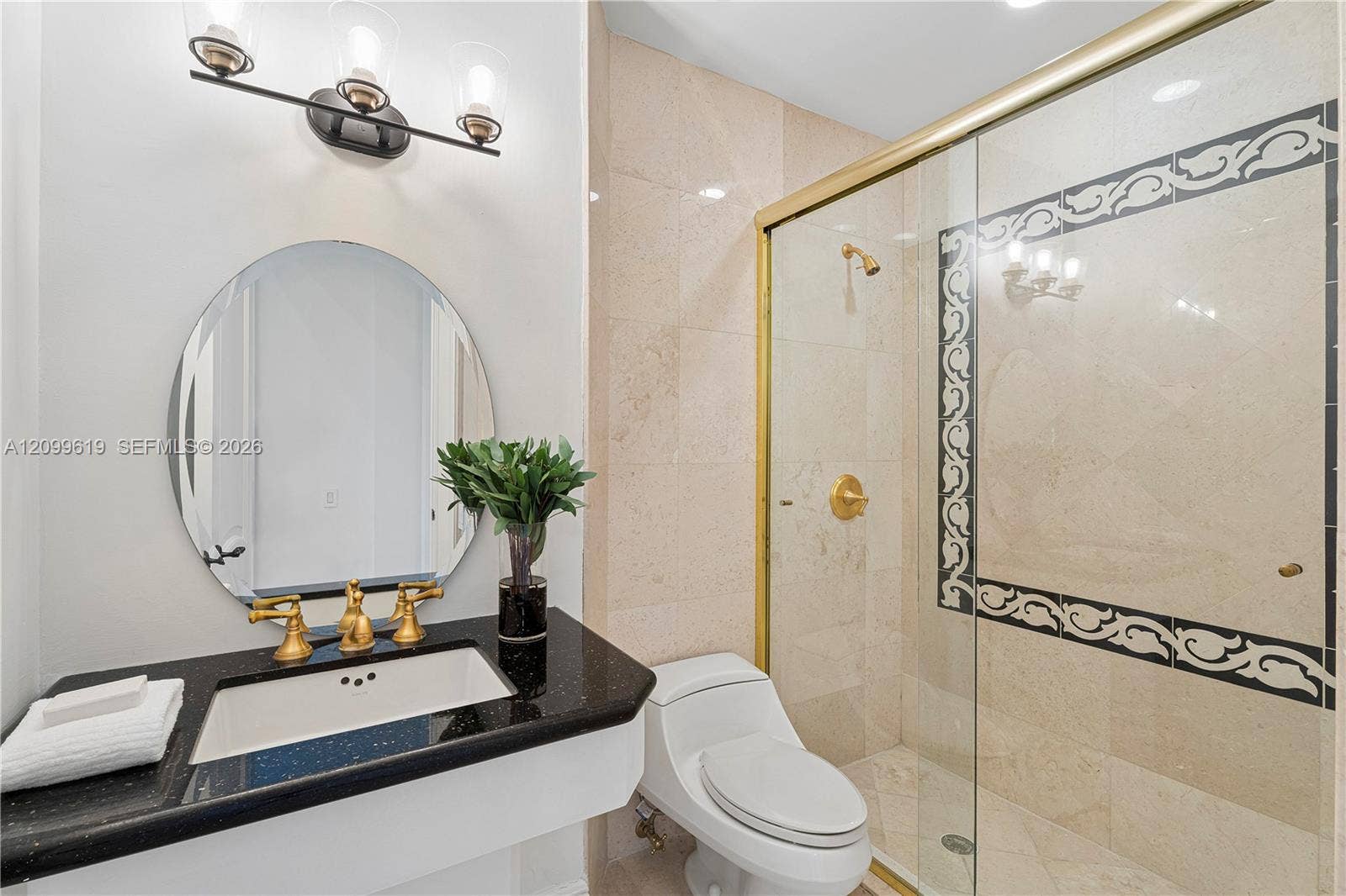 7837 SW 117th Street, Pinecrest, FL 33156 Hall Guest Bath