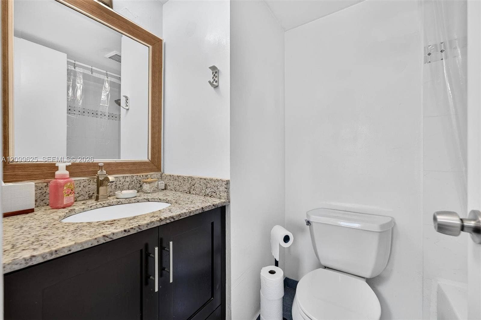105 Riviera Circle, Weston, FL 33326 Photo 20