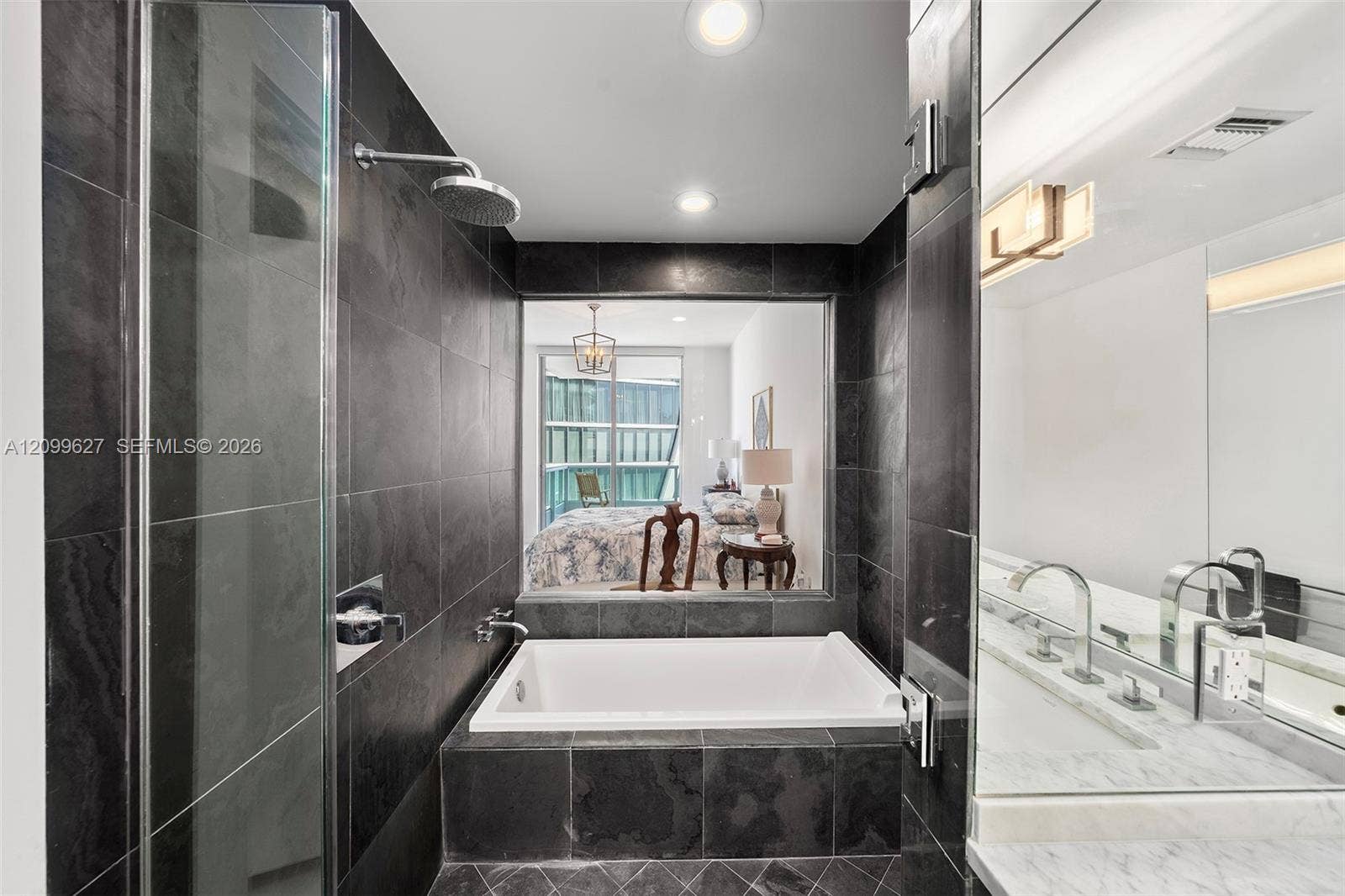 900 Biscayne Boulevard, #5310, Miami, FL 33132 Photo 13