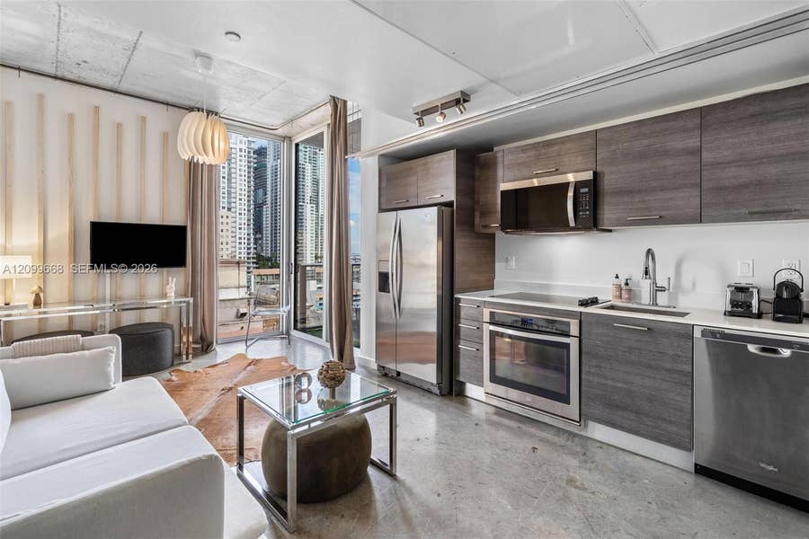 Property photo for 151 SE 1st Street, #1404, Miami, FL