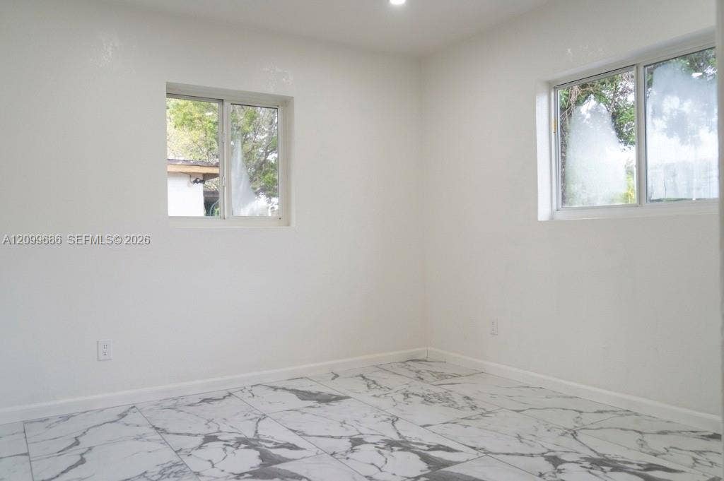 3201 SW 48th Avenue, West Park, FL 33023 Photo 9