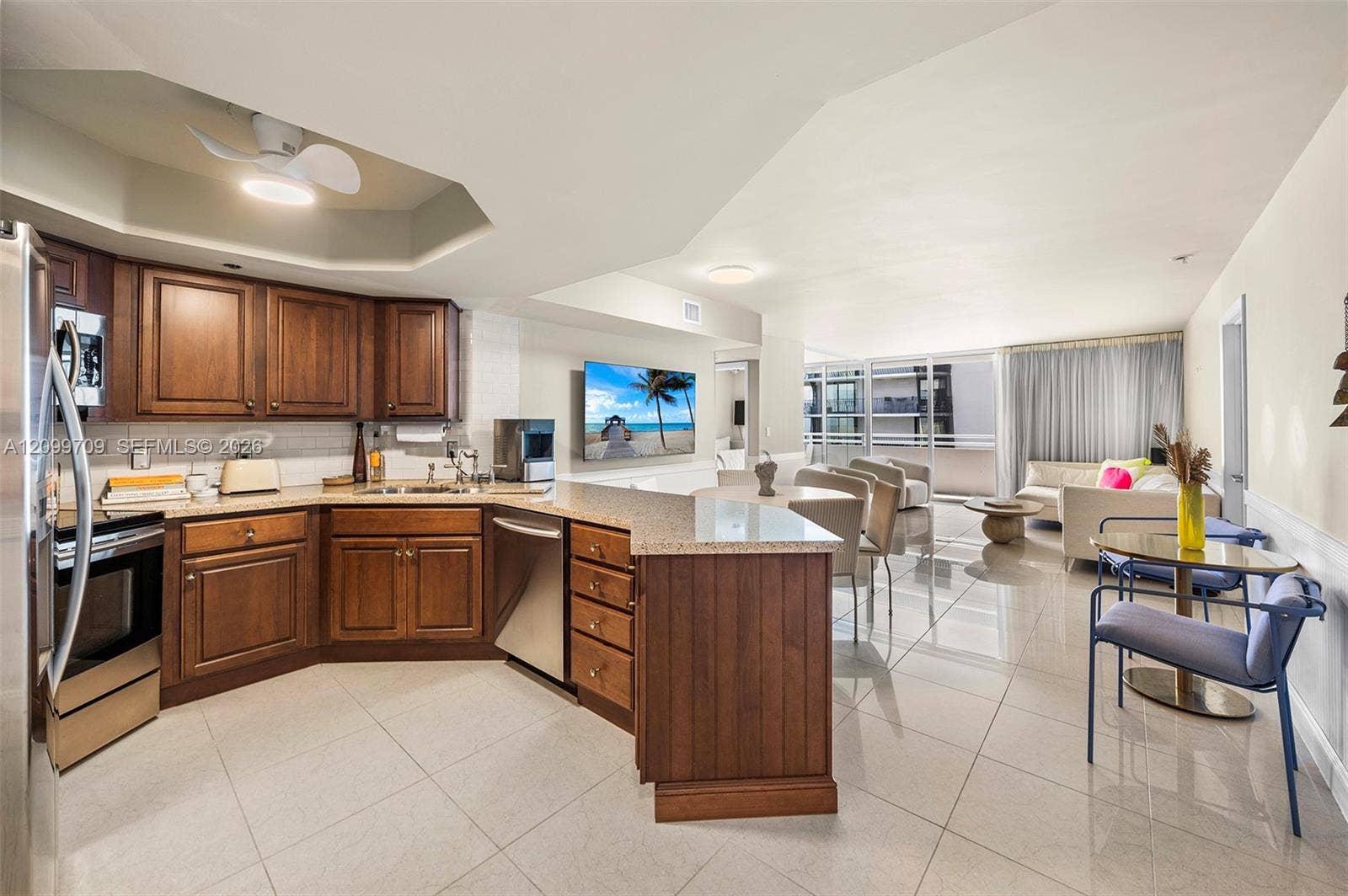 8911 Collins Avenue, #904, Surfside, FL 33154 Photo 11