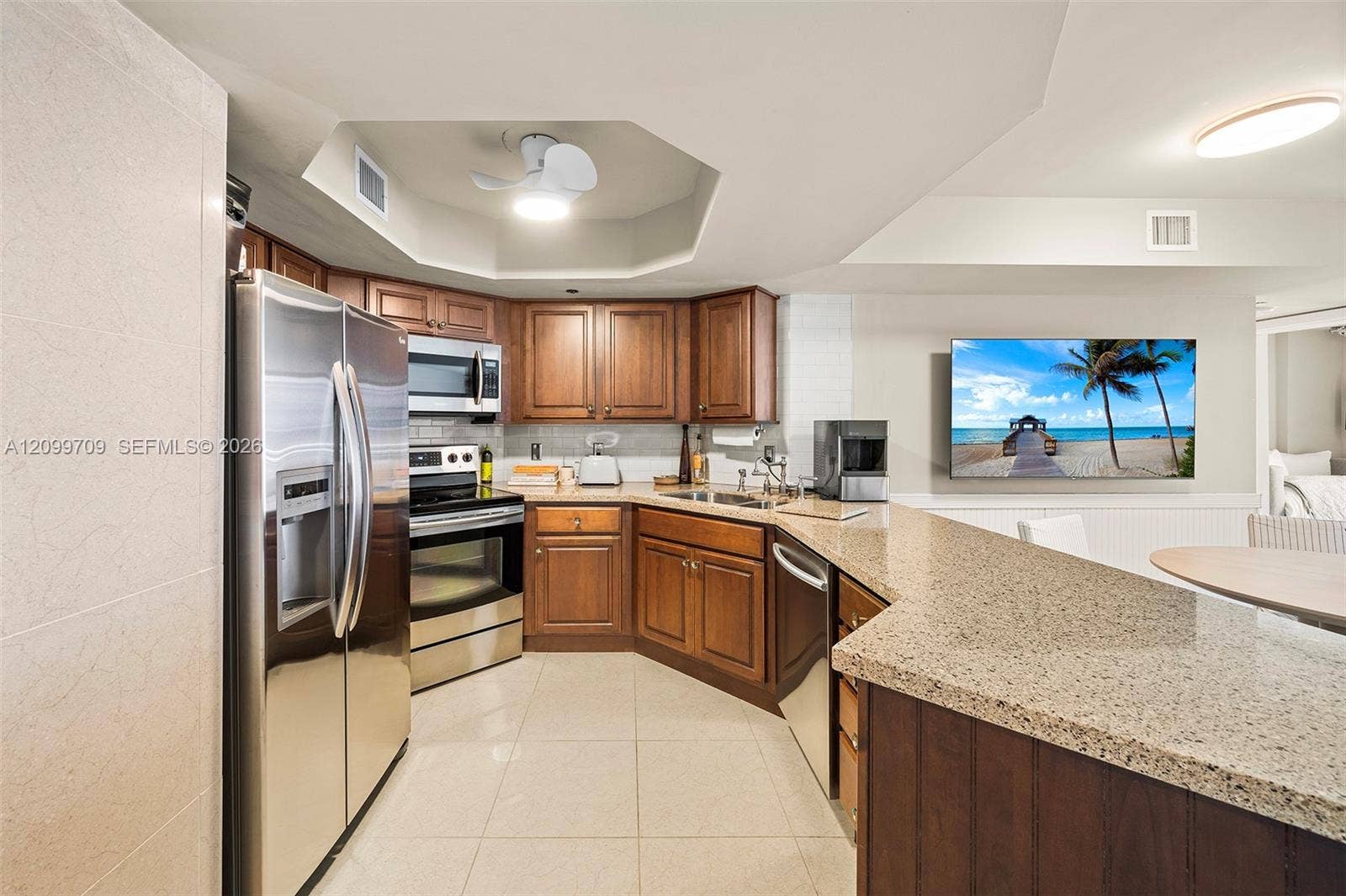 8911 Collins Avenue, #904, Surfside, FL 33154 Photo 12