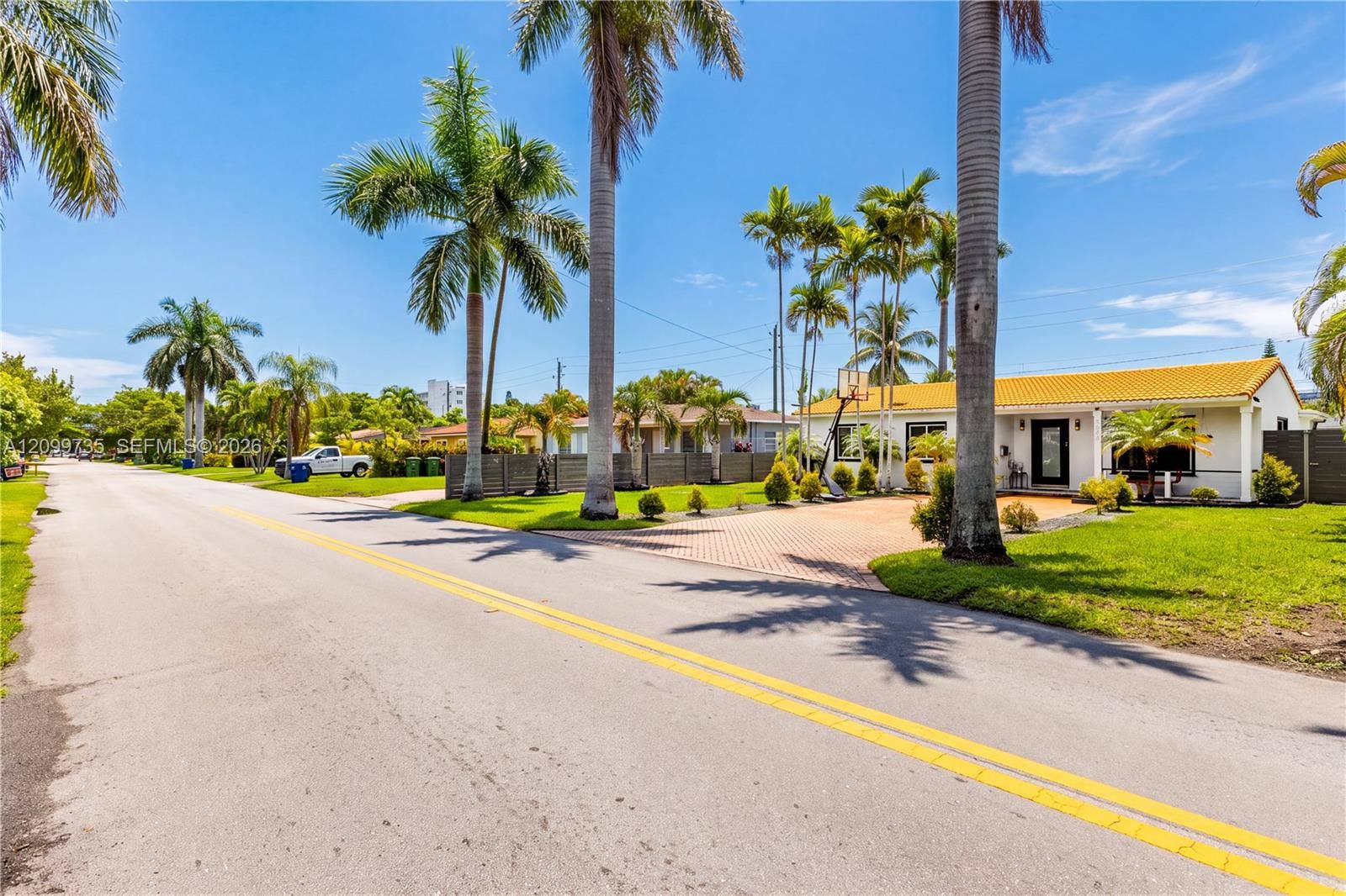 1008 Moffett Street, Hallandale Beach, FL 33009 Photo 38