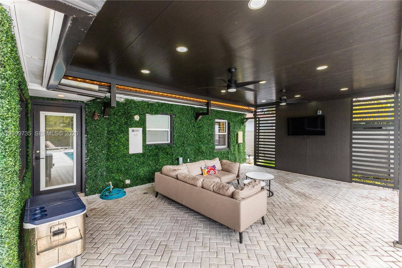 1008 Moffett Street, Hallandale Beach, FL 33009 Photo 14