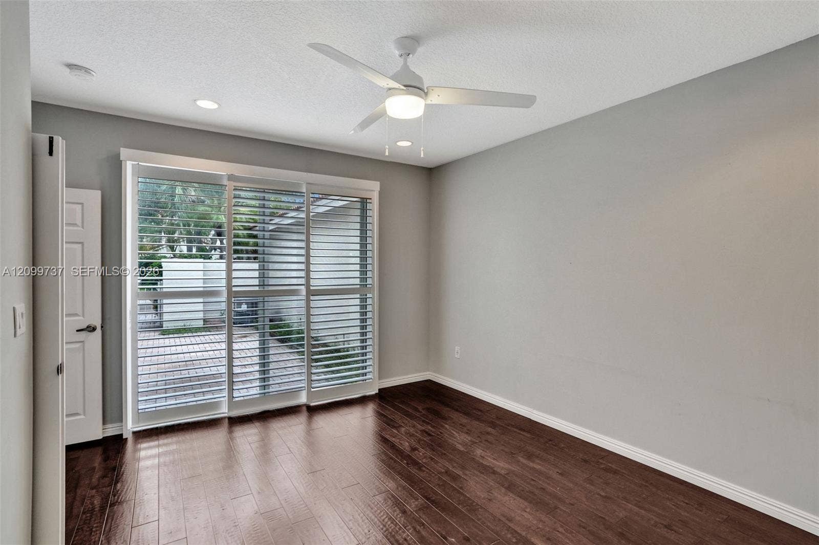 1620 Weeping Willow Way, Hollywood, FL 33019 Photo 22
