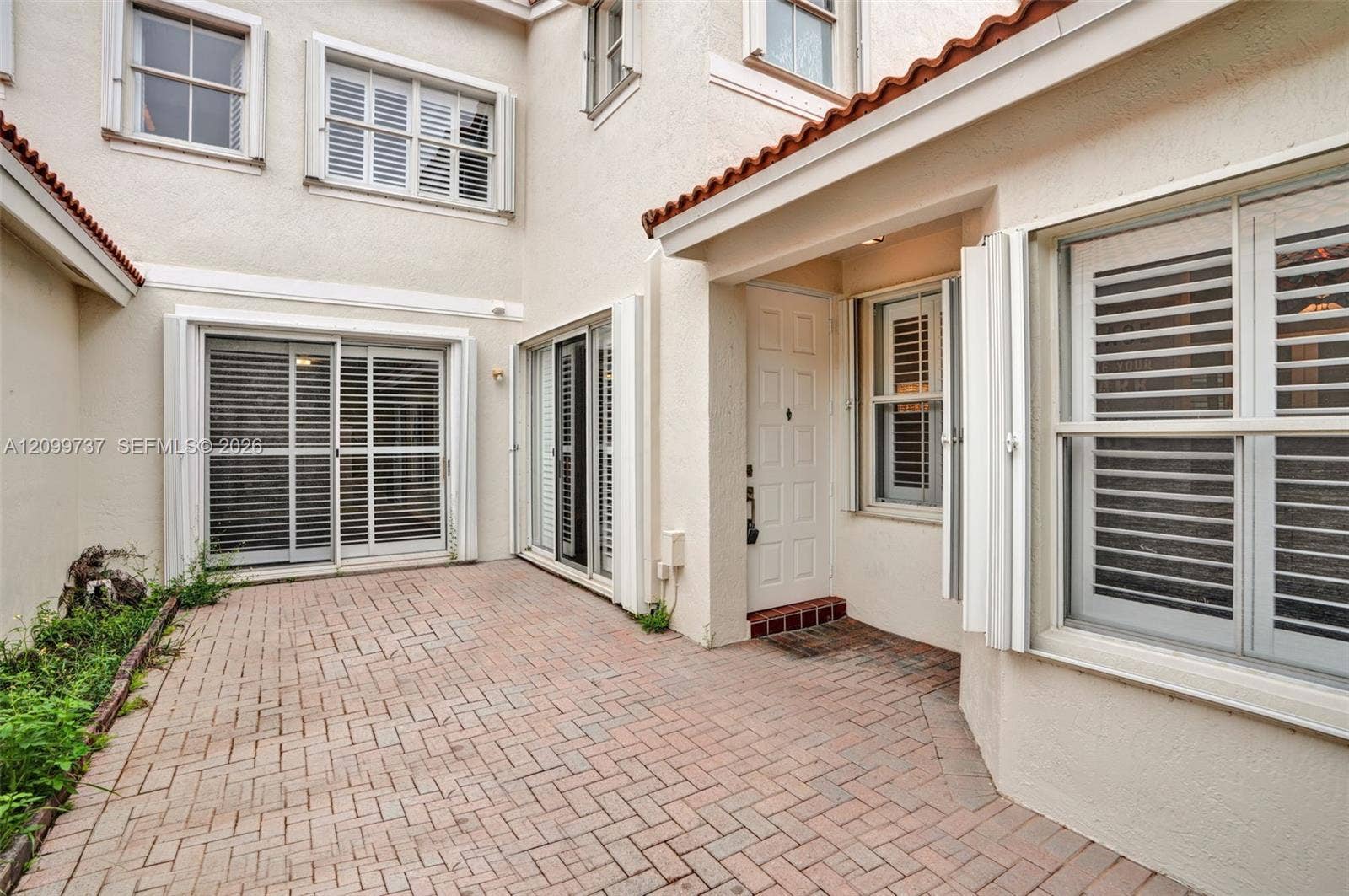 1620 Weeping Willow Way, Hollywood, FL 33019 Photo 7
