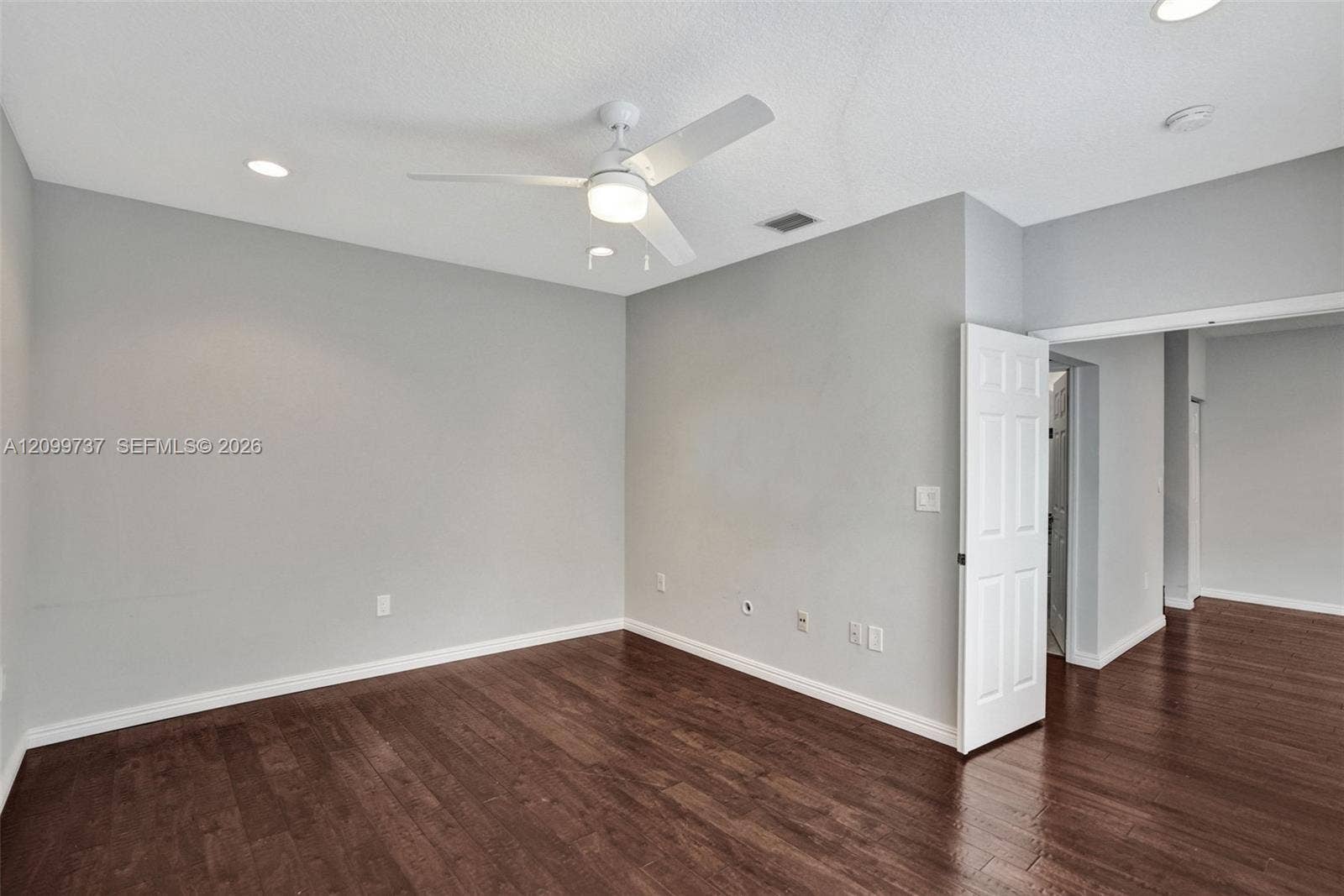 1620 Weeping Willow Way, Hollywood, FL 33019 Photo 24