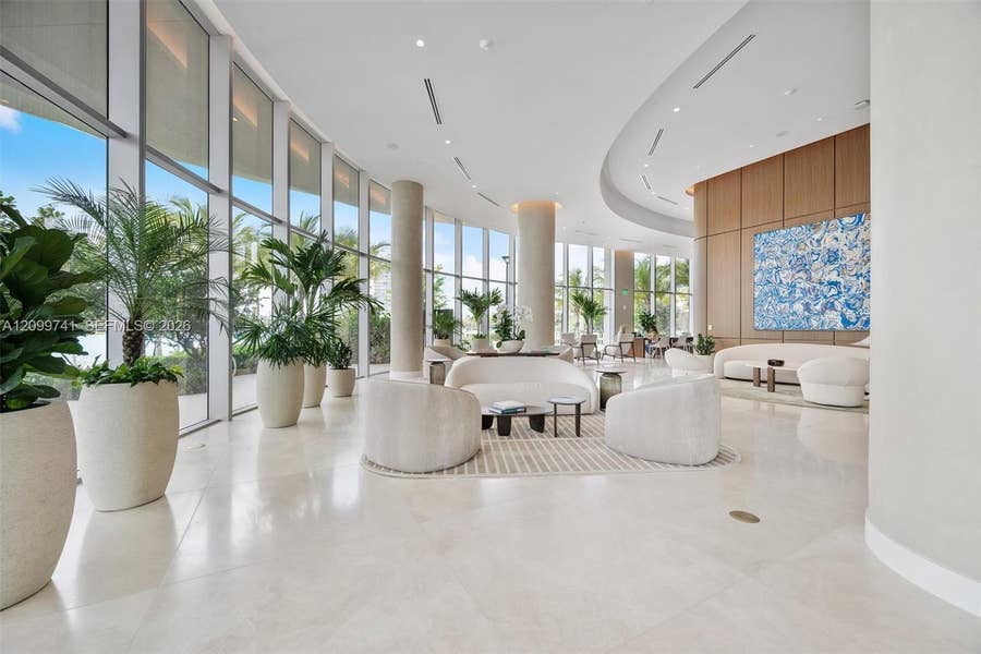 Property photo for 2411 Laguna Circle, #2211, Miami, FL