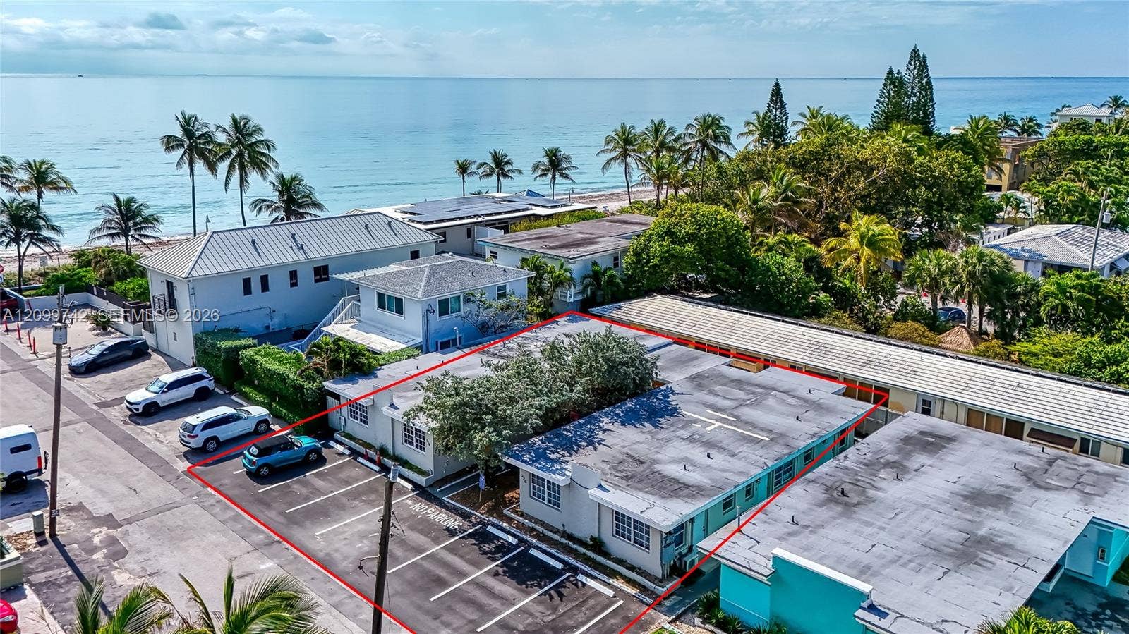318 Walnut Street, Hollywood, FL 33019 Photo 1