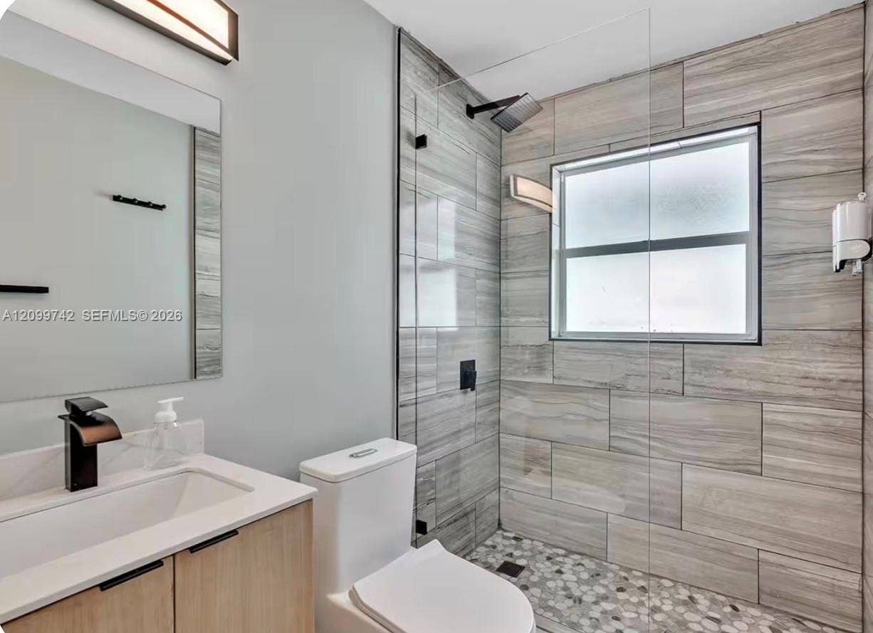 318 Walnut Street, Hollywood, FL 33019 Unit1