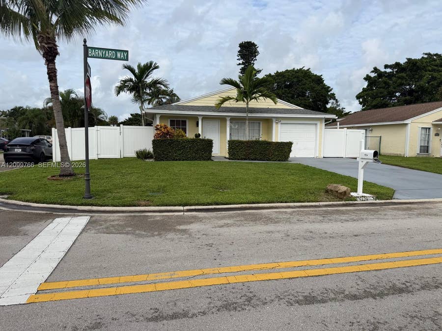 Property photo for 8289 Barnyard Way, Boca Raton, FL