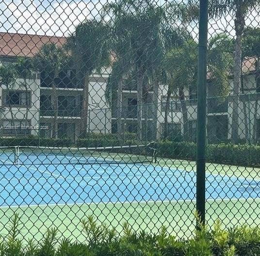 570 S Park Road, #14-6, Hollywood, Hollywood, FL 33021 Photo 3
