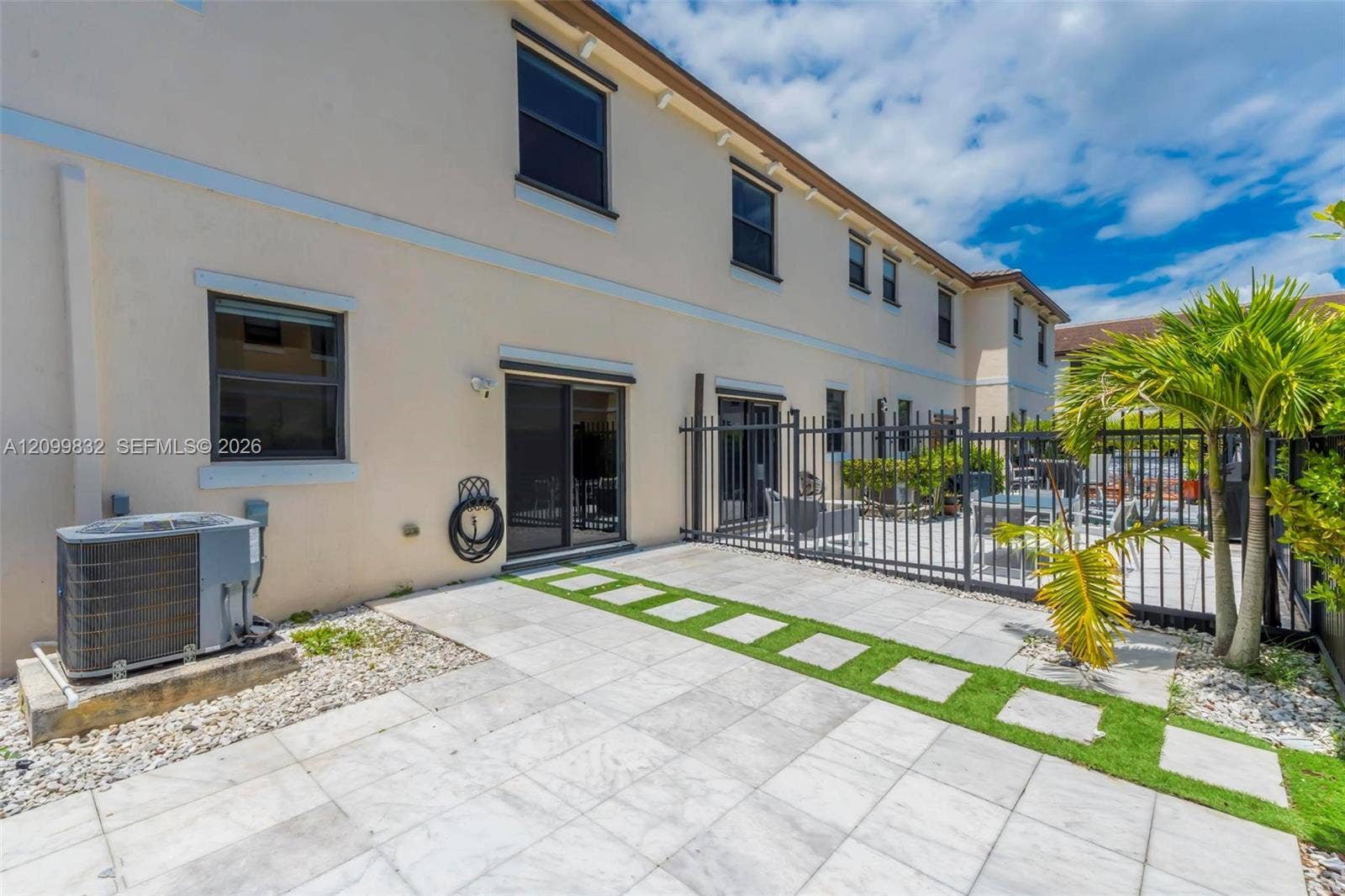 4664 Banker Terrace, Davie, Davie, FL 33314 Photo 17