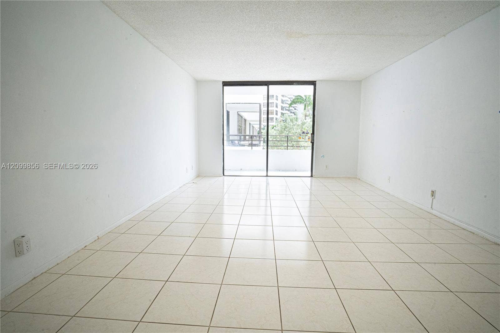 600 Three Islands Boulevard, #316, Hallandale Beach, FL 33009 Photo 4