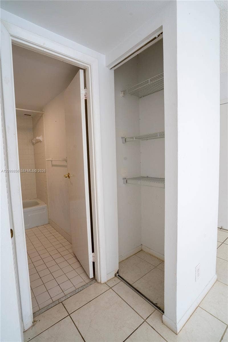 600 Three Islands Boulevard, #316, Hallandale Beach, FL 33009 Photo 14