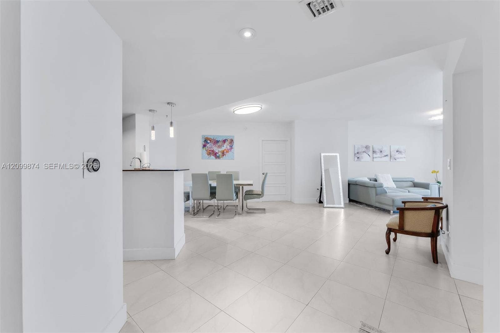 16699 Collins Avenue, #2904, Sunny Isles Beach, Sunny Isles Beach, FL 33160 Photo 3