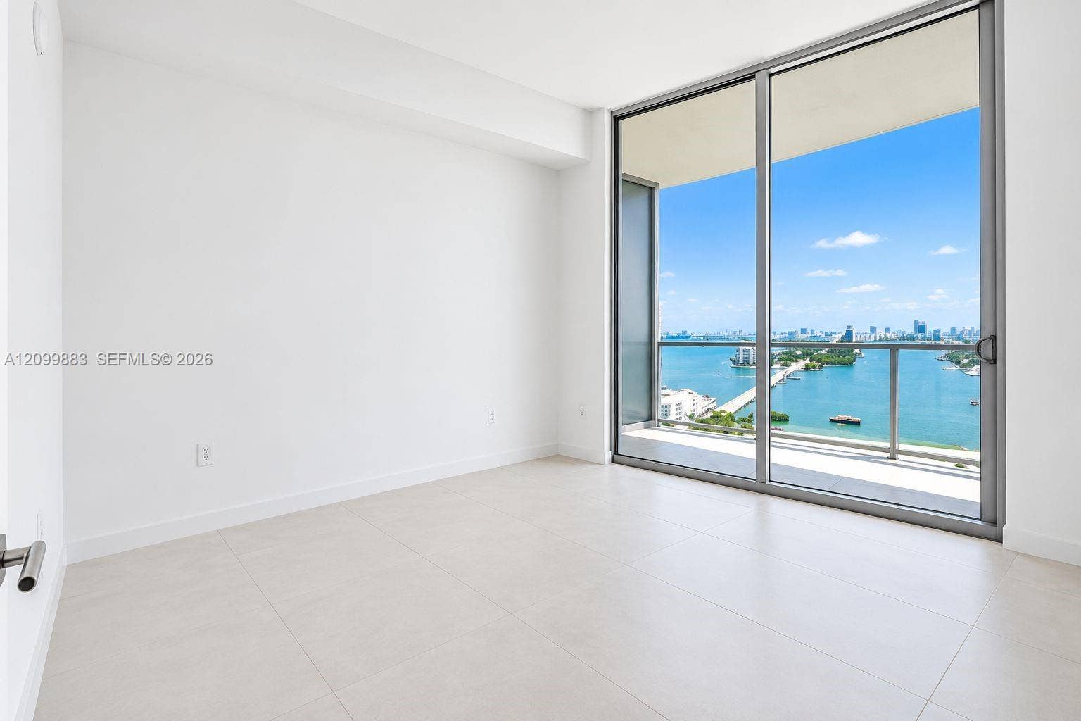 1400 Biscayne Boulevard, #1804, Miami, FL 33132 Photo 11