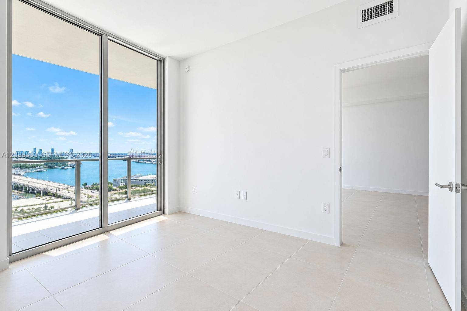 1400 Biscayne Boulevard, #1804, Miami, FL 33132 Photo 12