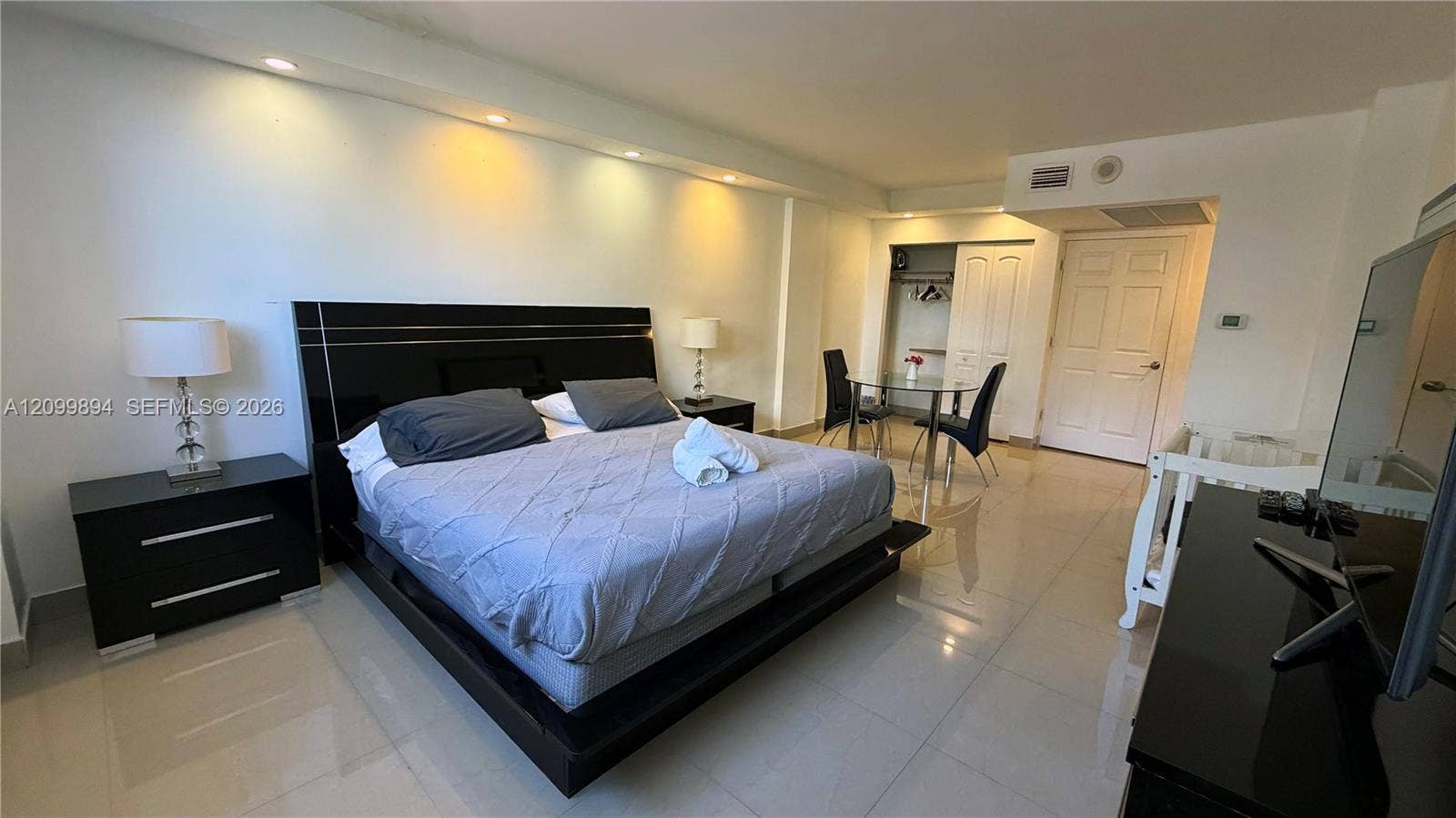 19370 Collins Avenue, #201, Sunny Isles Beach, FL 33160 Photo 12