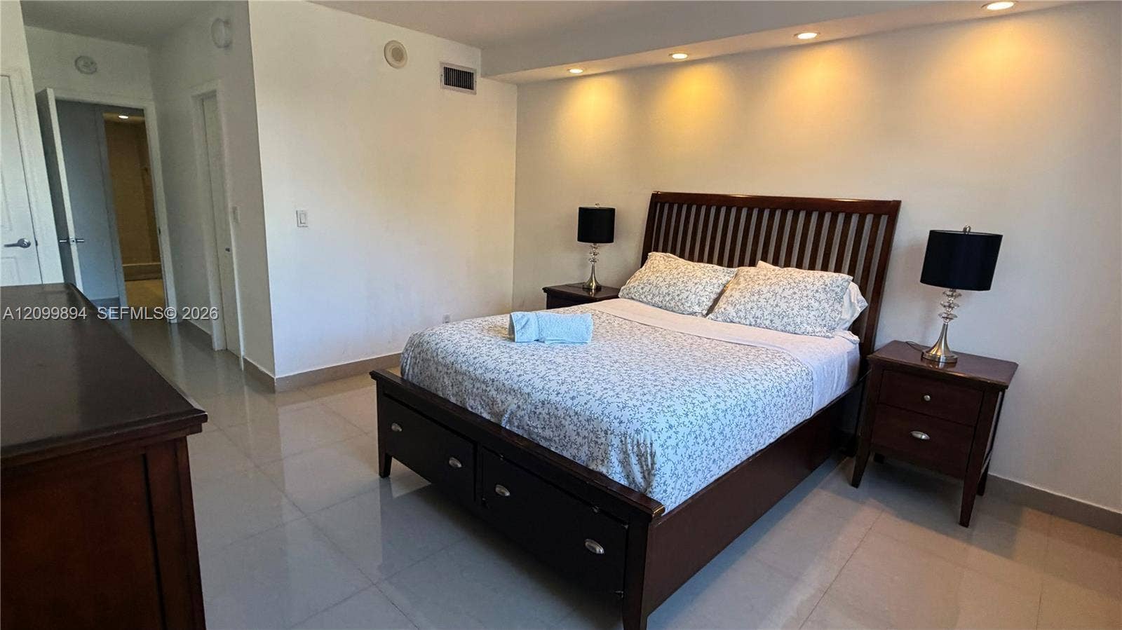 19370 Collins Avenue, #201, Sunny Isles Beach, FL 33160 Photo 9