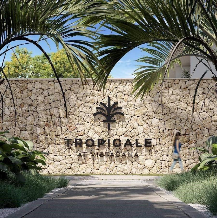 Property photo for 1 Tropicale8, 