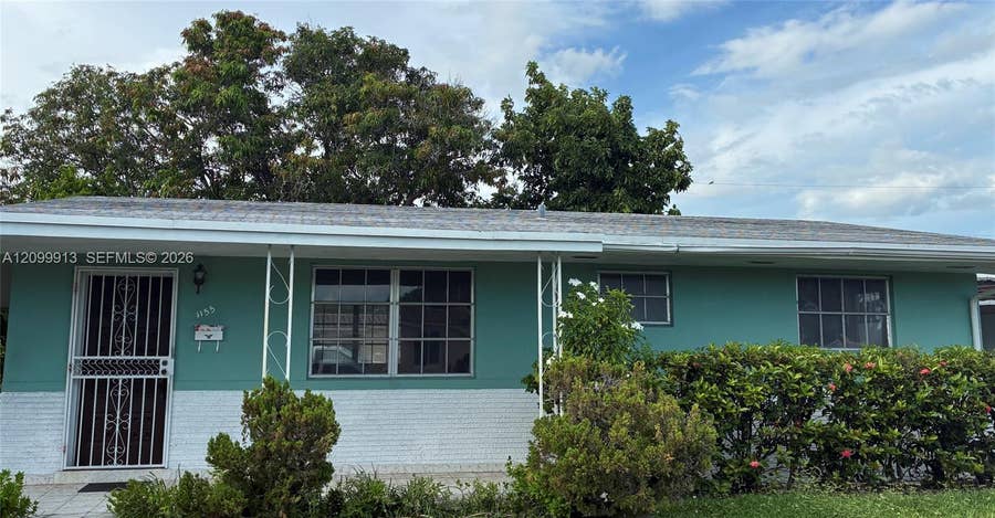 Property photo for 1155 W 33rd Place, Hialeah, FL