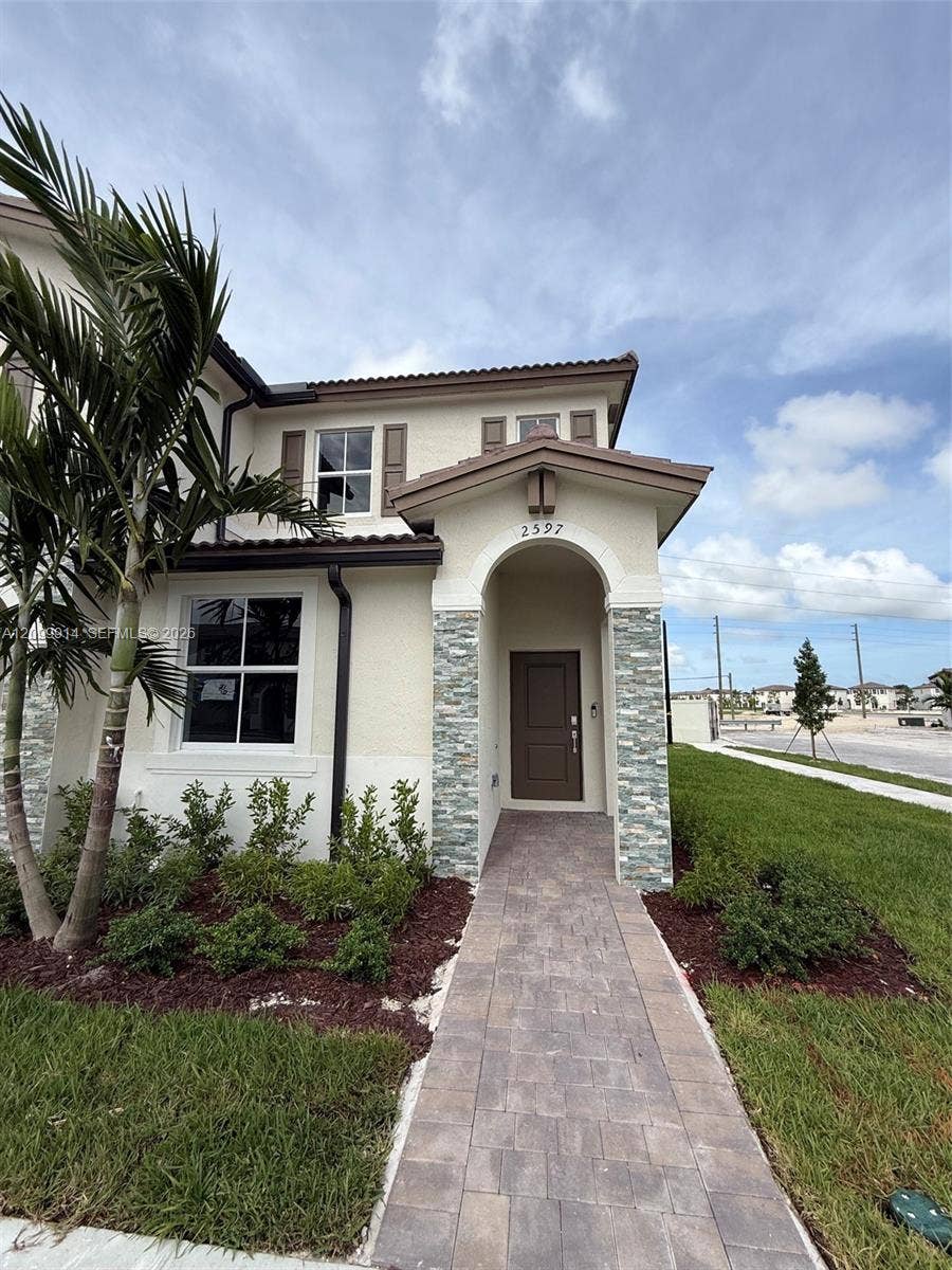 Property photo for 2597 SE 25th Drive, Homestead, FL