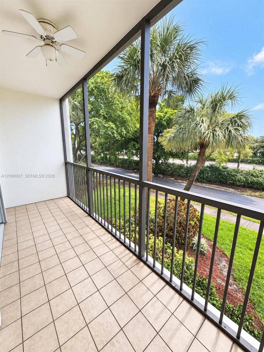 701 NE 1st Court, #210, Hallandale Beach, Hallandale Beach, FL 33009 Photo 18