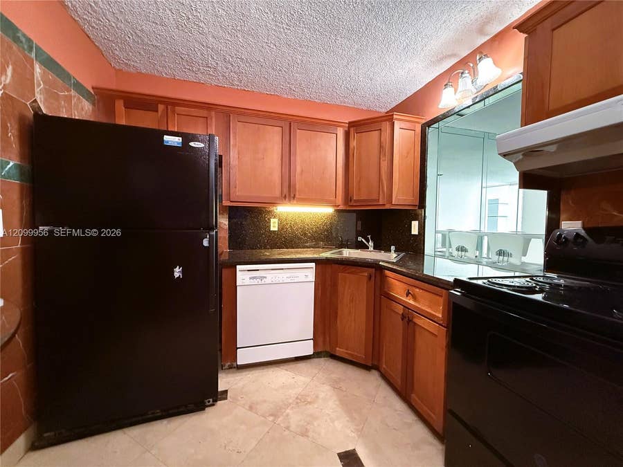 Property photo for 701 Three Islands Boulevard, #506, Hallandale Beach, FL
