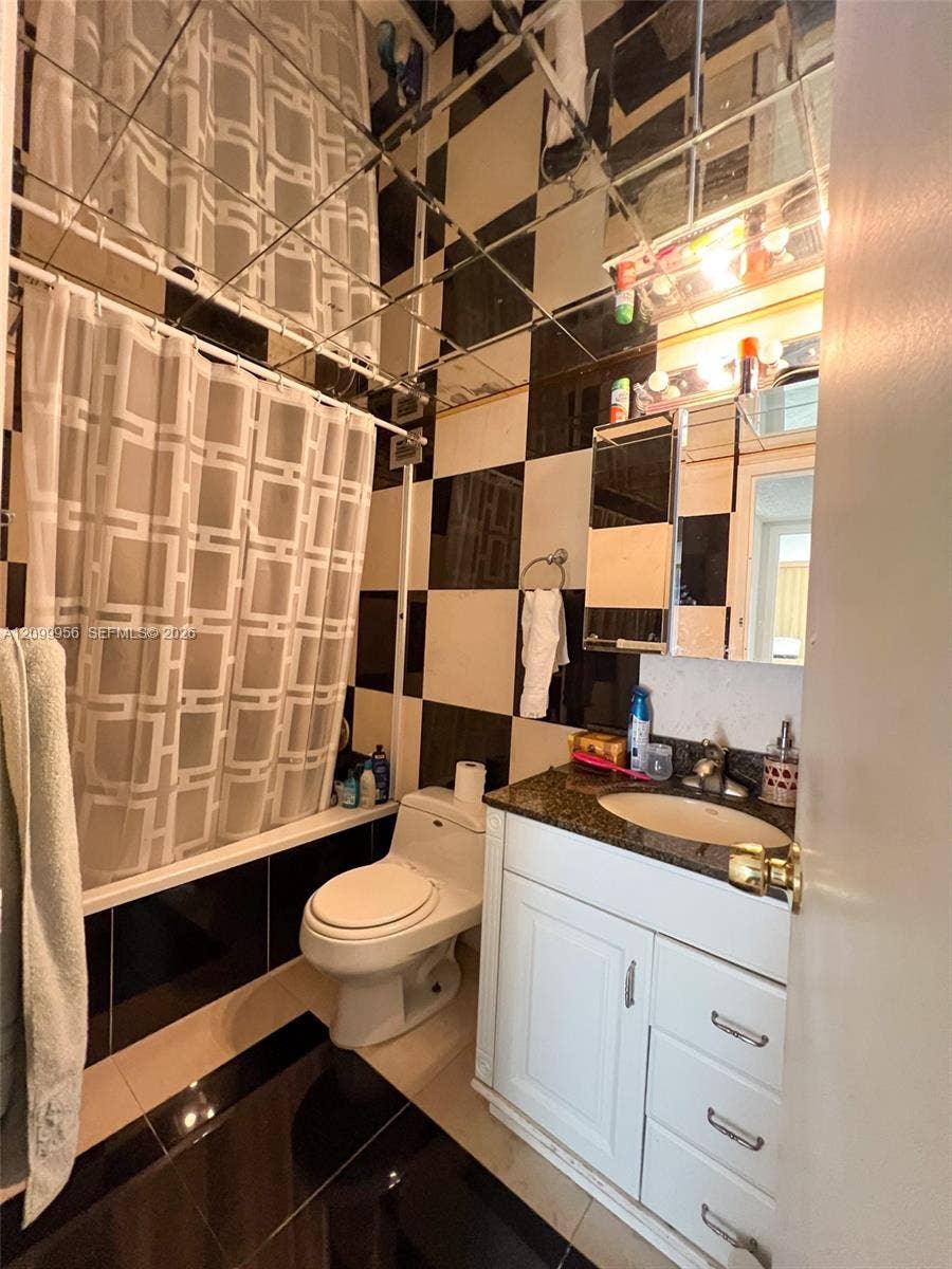 701 Three Islands Boulevard, #506, Hallandale Beach, FL 33009 Photo 12