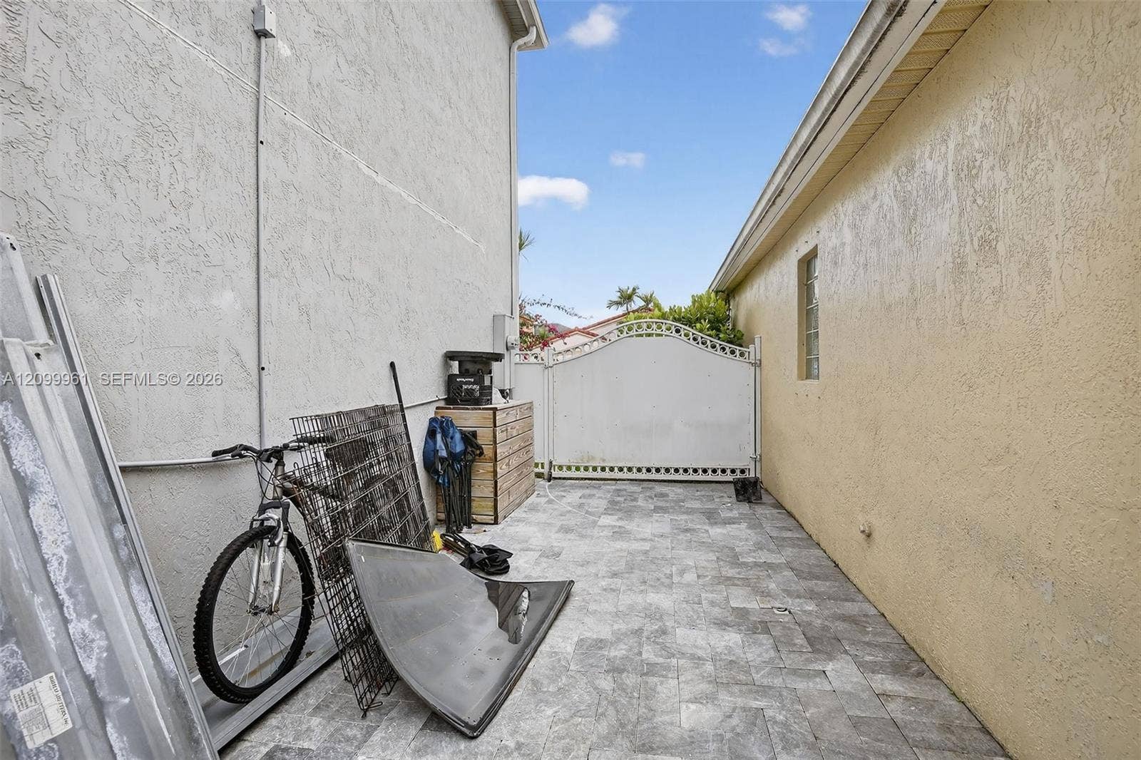10755 SW 17th Place, Davie, FL 33324 Photo 37