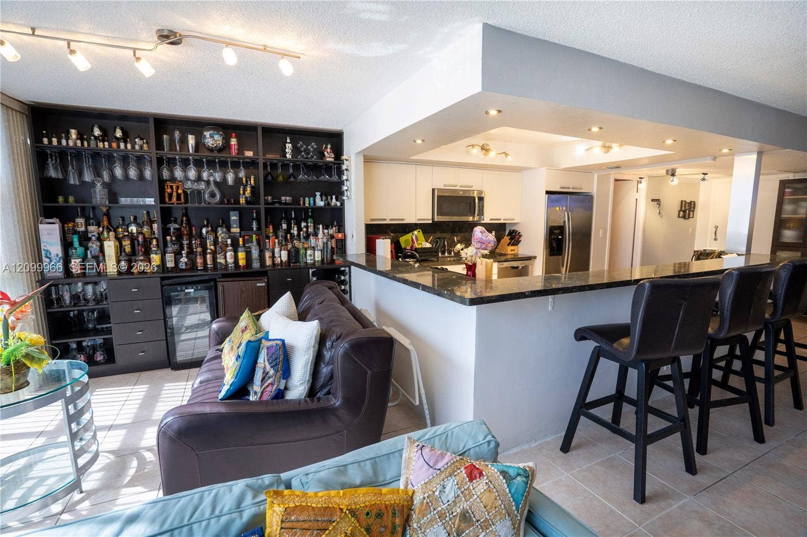 601 Three Islands Boulevard, #117, Hallandale Beach, FL 33009 Photo 9
