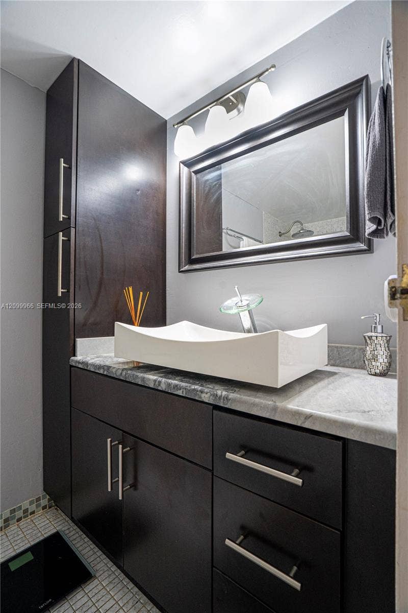 601 Three Islands Boulevard, #117, Hallandale Beach, FL 33009 Photo 22