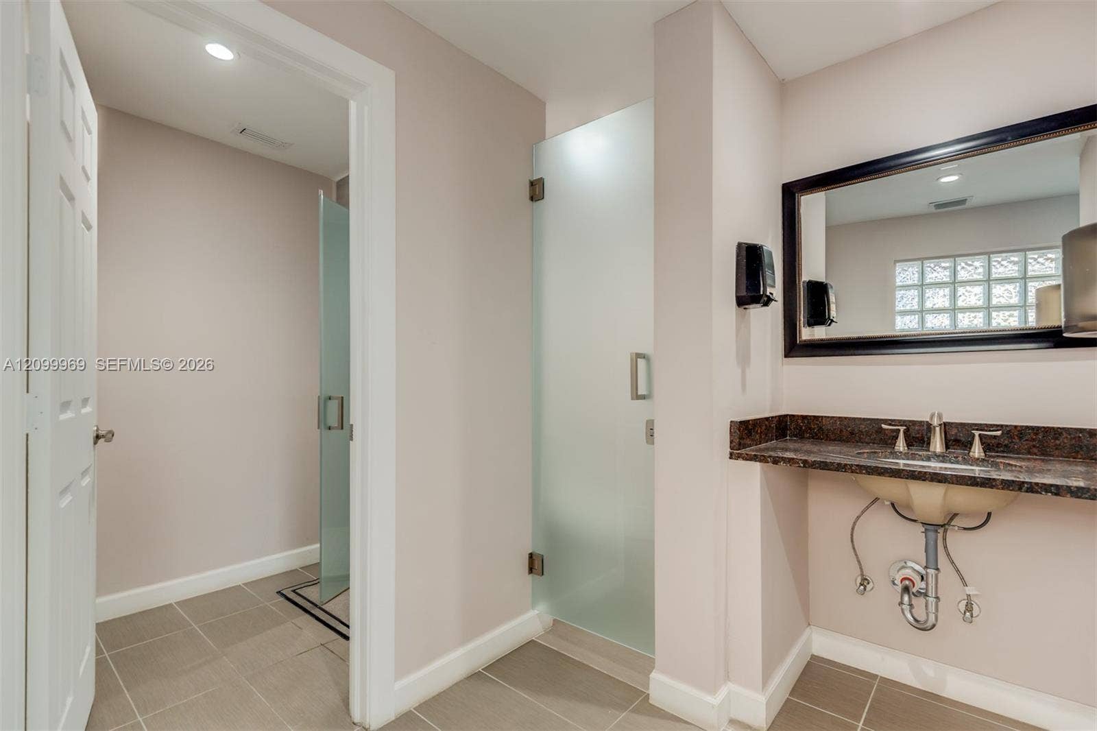 1410 S Ocean Drive, #1105, Hollywood, FL 33019 Photo 32