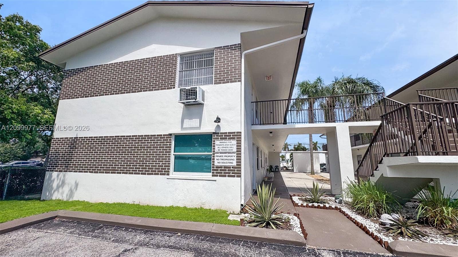 2829 Van Buren Street, #207, Hollywood, Hollywood, FL 33020 Photo 2