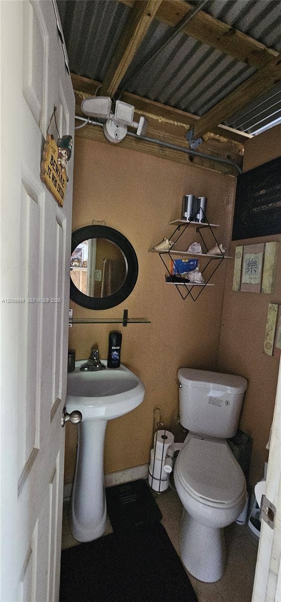 352 NW 31st Avenue, Fort Lauderdale, FL 33311 Photo 25