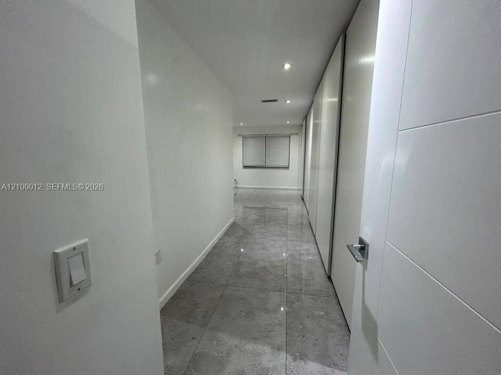 112 Fox Road, #2-50, Hollywood, FL 33024 Ample closet and storage master room