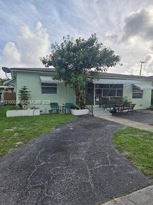 14 SE 14th Street, #front, Dania, Dania Beach, FL 33004 Photo 1
