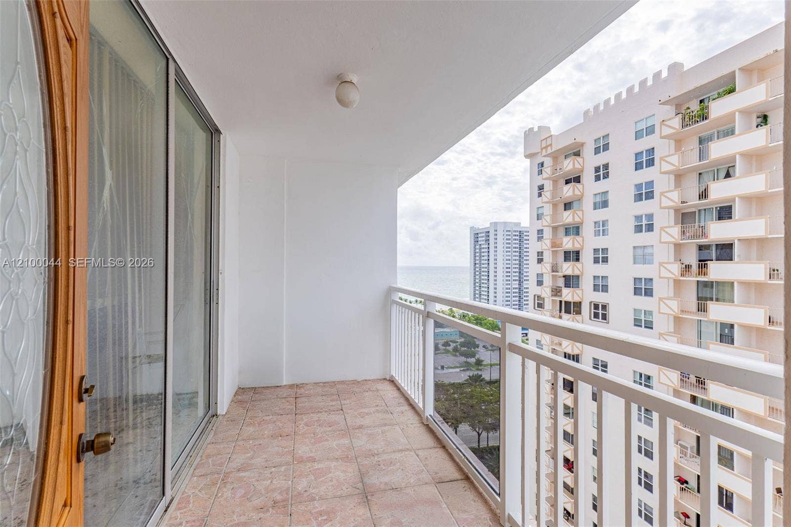 1849 S Ocean Drive, #1606, Hallandale Beach, FL 33009 Photo 17