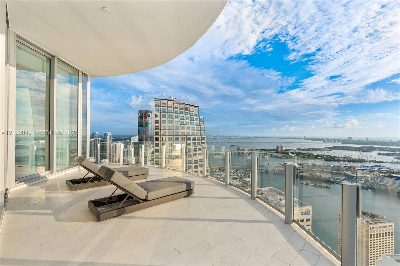 300 Biscayne Boulevard Way, #PH6001C, Miami, FL 33131 Photo 31