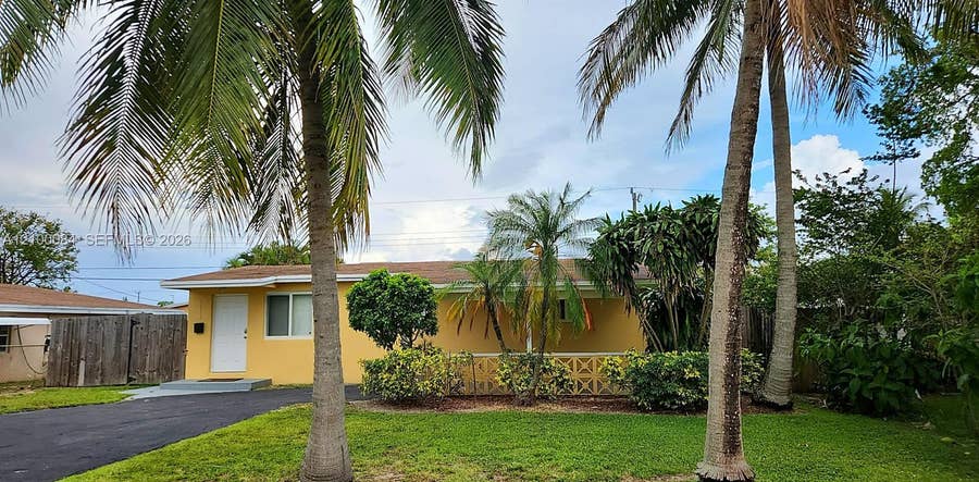 Property photo for 5650 NE 8th Avenue, Oakland Park, FL