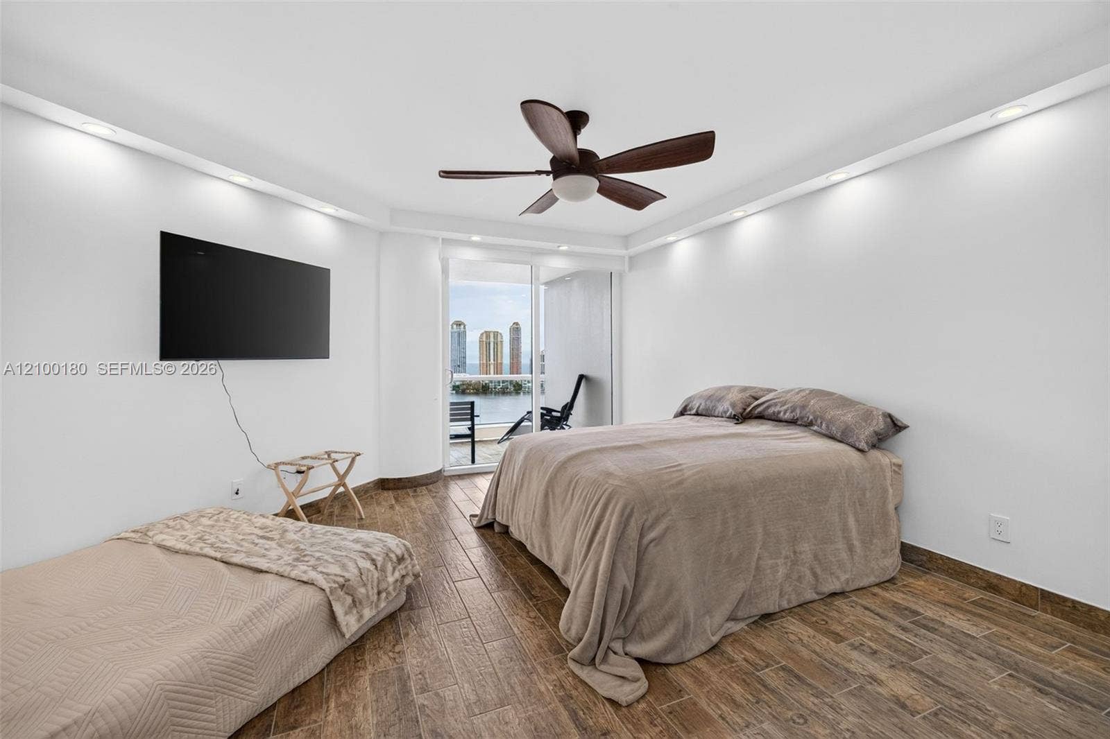 7000 Island Boulevard, #2409-2410, Aventura, FL 33160 Photo 45