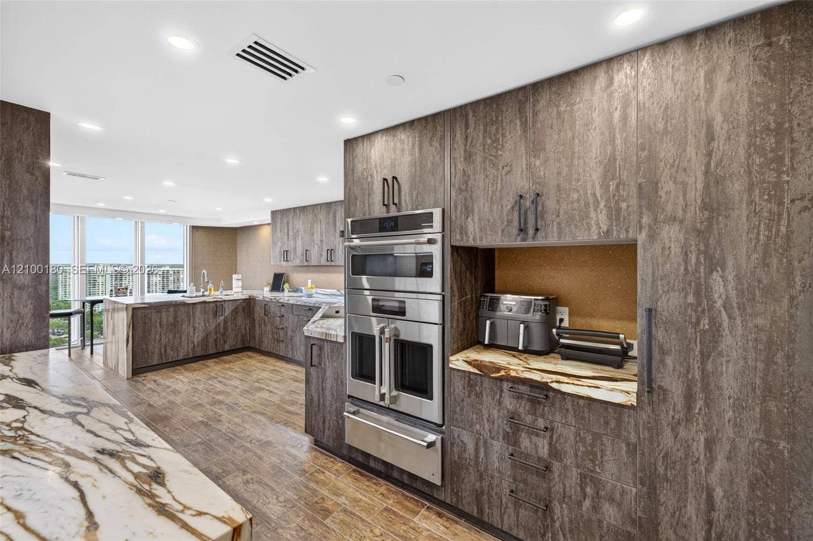 7000 Island Boulevard, #2409-2410, Aventura, FL 33160 Photo 63