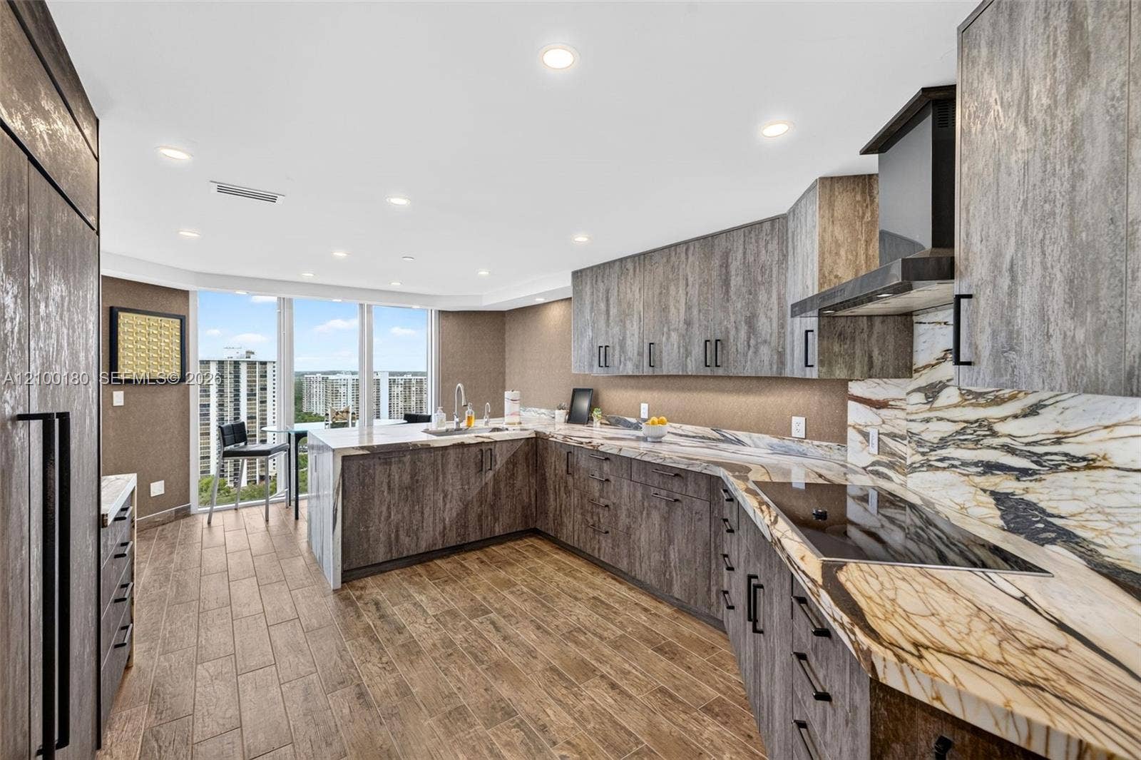 7000 Island Boulevard, #2409-2410, Aventura, FL 33160 Photo 66