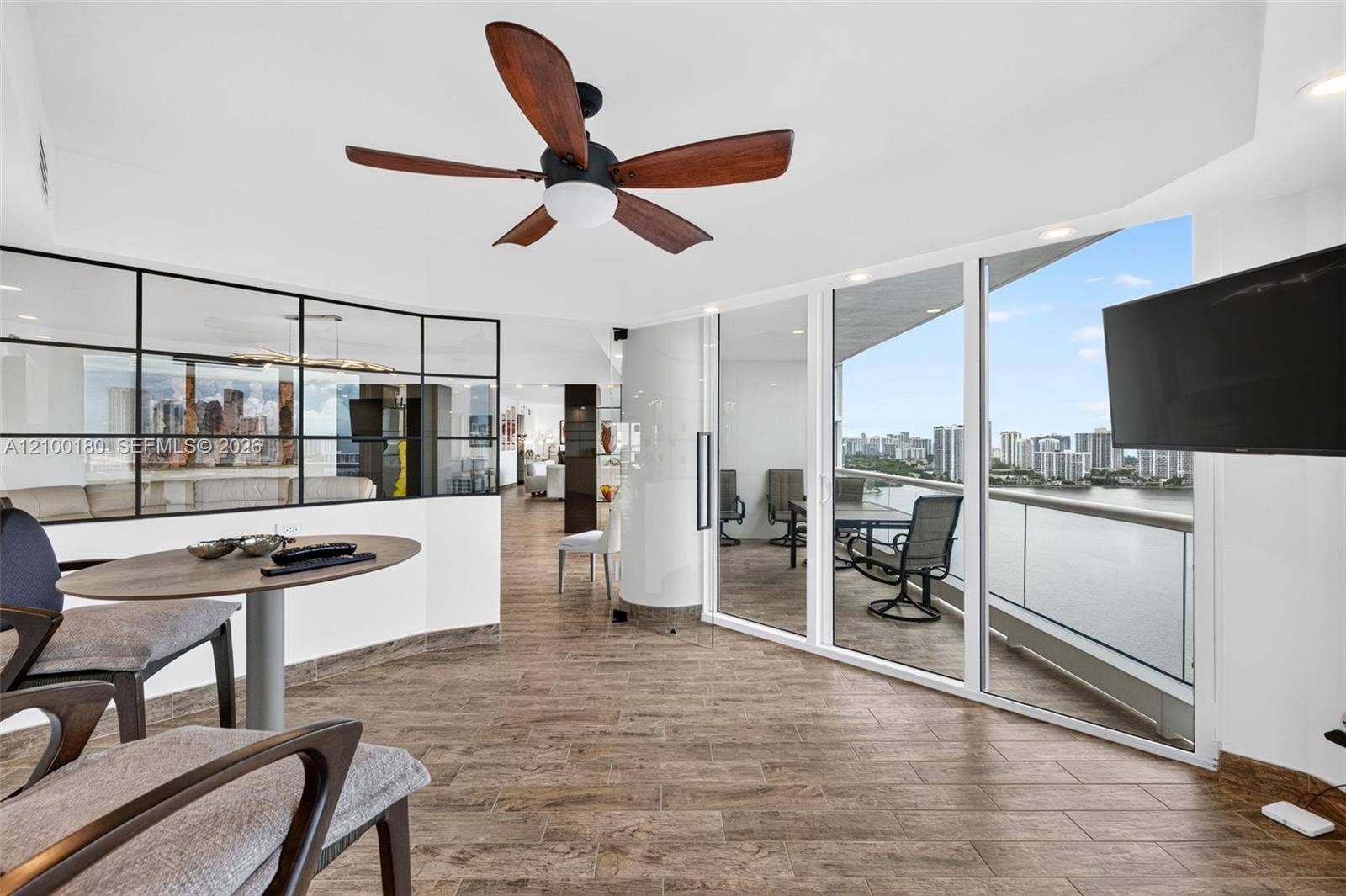 7000 Island Boulevard, #2409-2410, Aventura, FL 33160 Photo 9