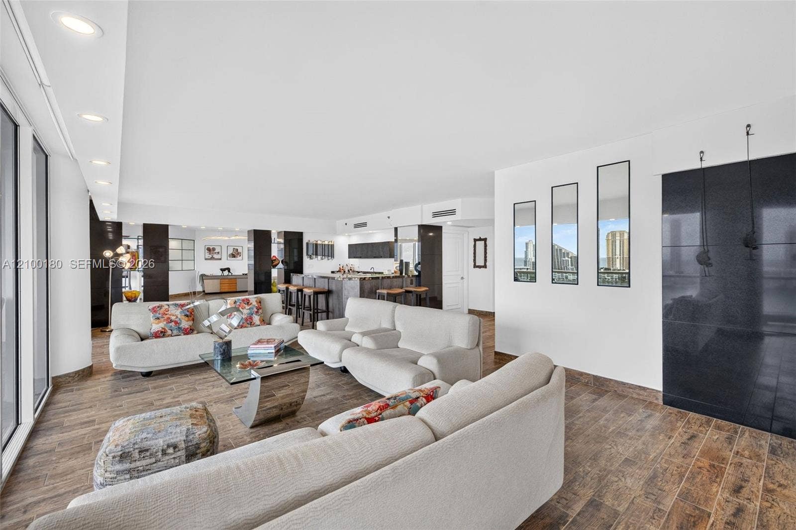 7000 Island Boulevard, #2409-2410, Aventura, FL 33160 Photo 16